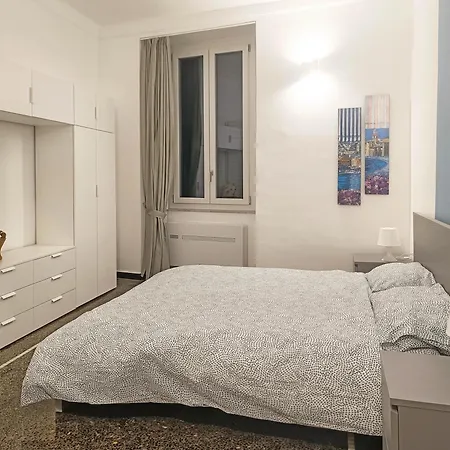 Ravecca Corner Centro Citta' Apartment Genoa