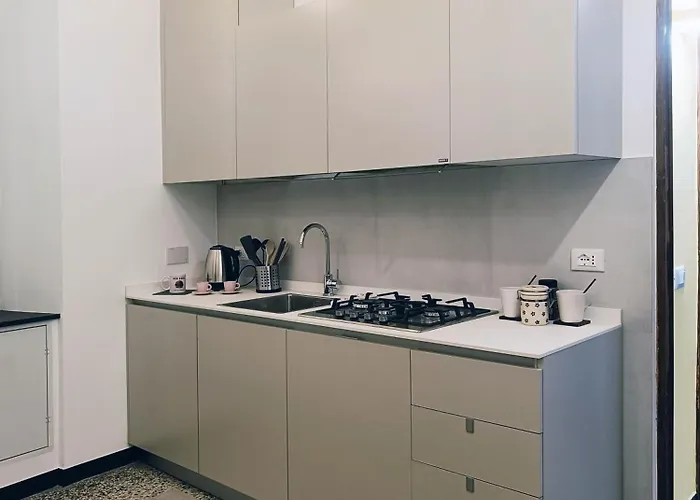 Ravecca Corner Centro Citta' Генуя