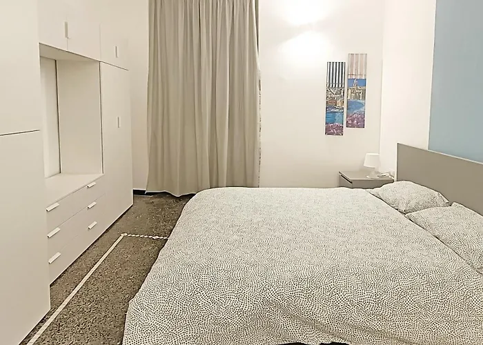 Ravecca Corner Centro Citta' Апартаменты *