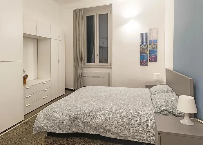 Ravecca Corner Centro Citta' Апартаменты Генуя