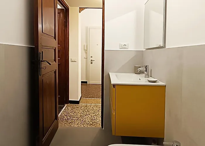 Ravecca Corner Centro Citta' *