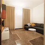 Ravecca Corner Centro Citta' Genova
